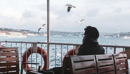 fb体育网站-广州富力与广州城市德比大战中收获胜利，广州富力首发阵容