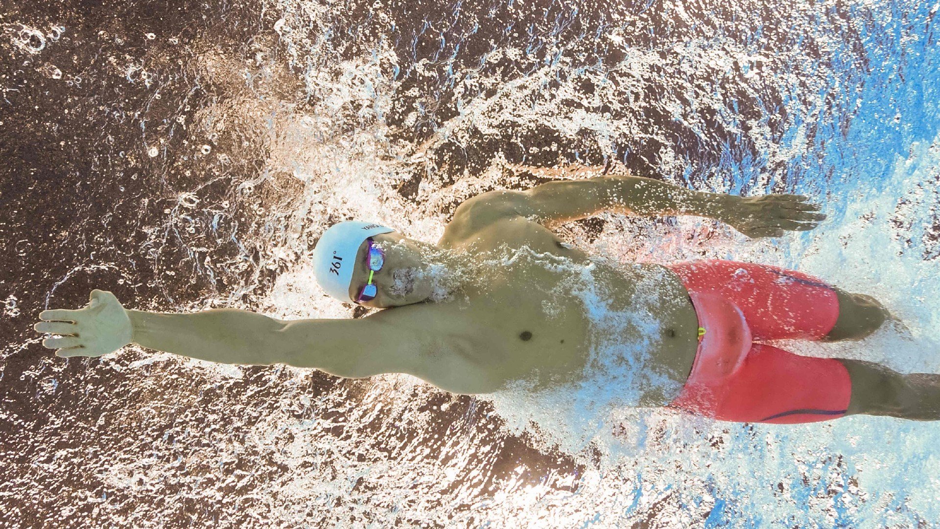 大型户外龙舟比赛，水上竞技展风采，龙舟比赛项目